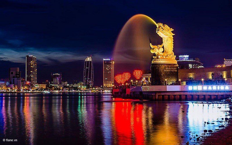 Thành phố Đà Nẵng lung linh về đêm