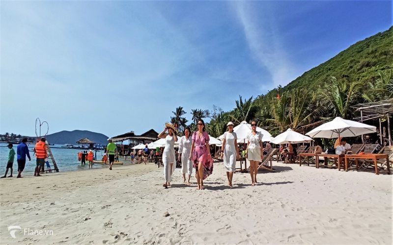 Tour 3 đảo Nha Trang lựa chọn lý tưởng để khám phá vịnh Nha Trang