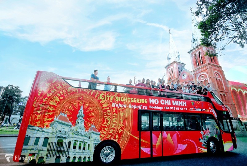 Chiếc xe buýt có diện mộc độc nhất vô nhị tại Việt Nam