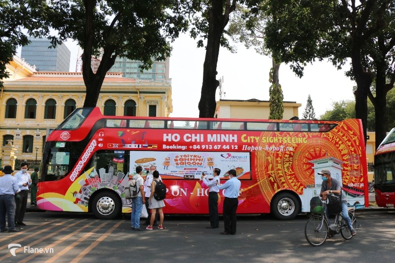 Vé xe buýt 2 tầng Hồ Chí Minh đưa bạn đi tham quan thành phố ở góc nhìn khác