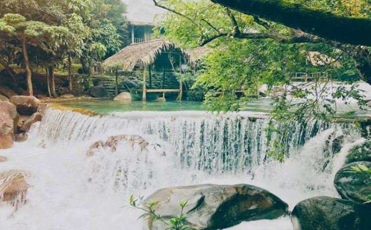  Tránh nắng ở khu du lịch sinh thái Suối Chí Quảng Ngãi
