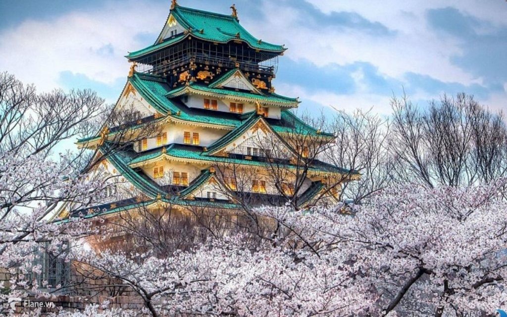 Kiến trúc độc đáo của Osaka phải ghé khi  du lịch Nhật Bản tự túc