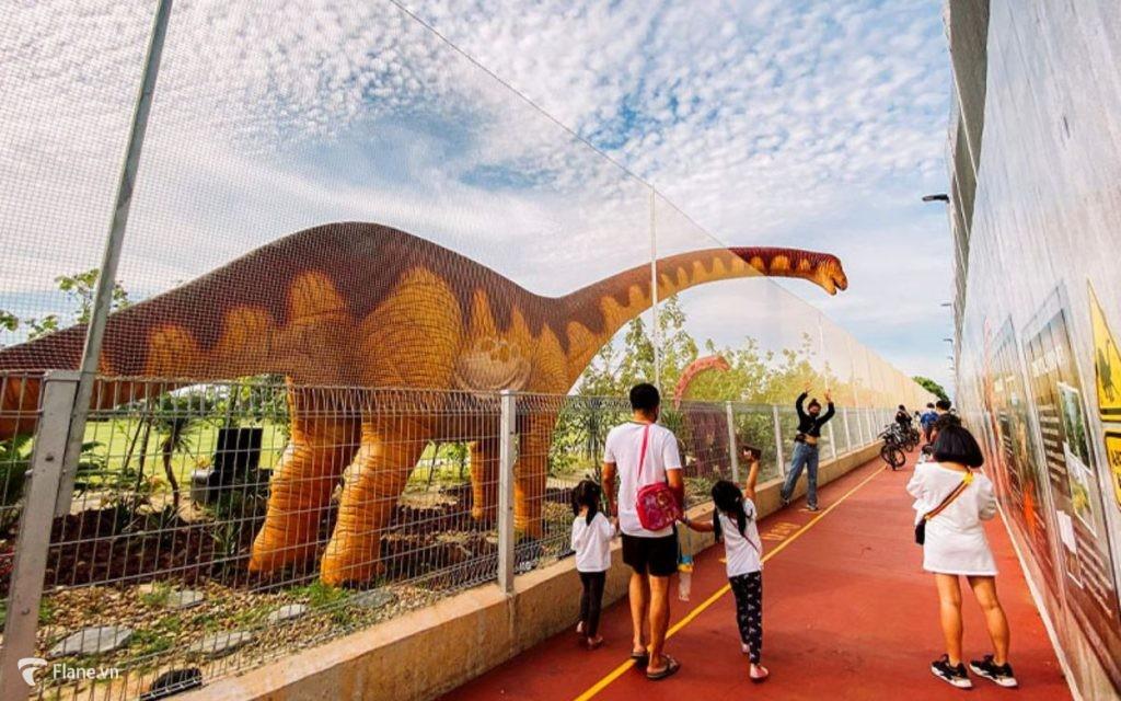 Du lịch Singapore Malaysia khám phá công viên trưng bày ngoài trời 