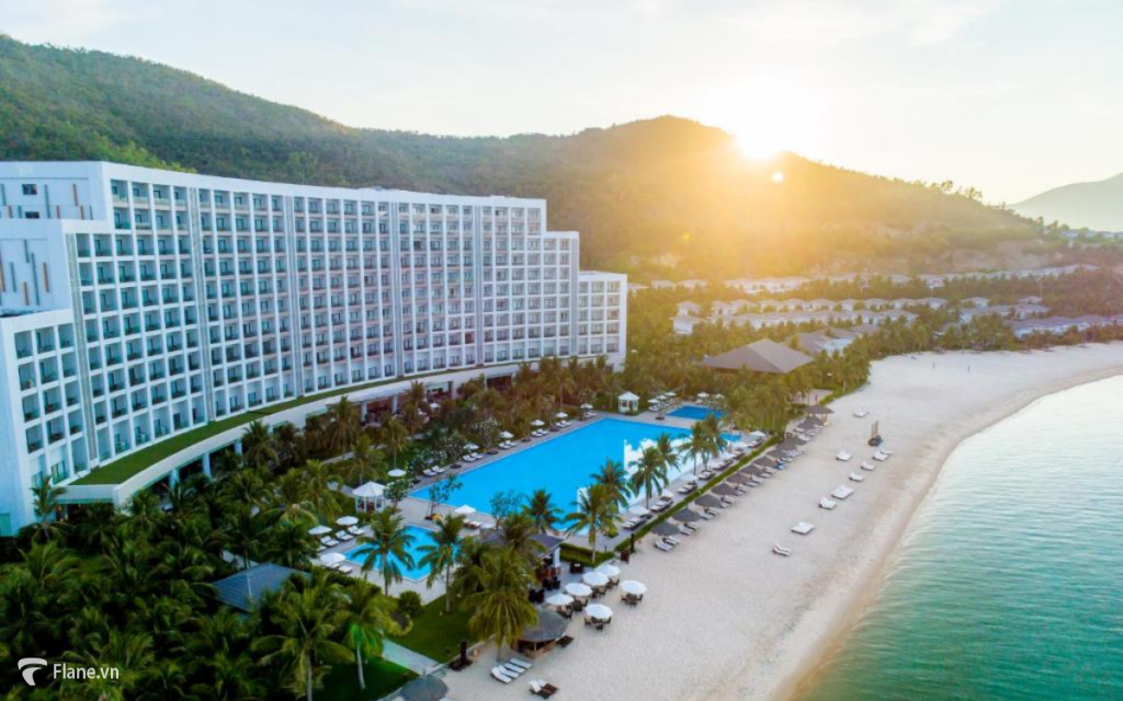 Vinpearl Resort Nha Trang không gian biển tuyệt đẹp