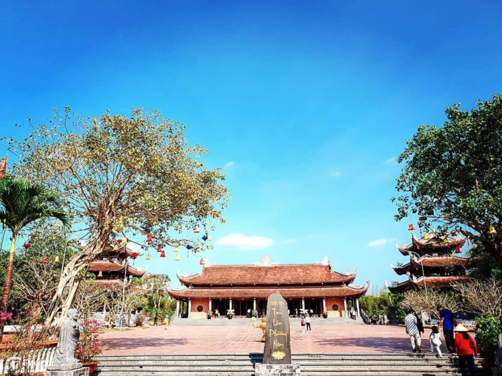 Thiền viện Trúc Lâm Phương Nam là một ngôi chùa đẹp và thanh tịnh